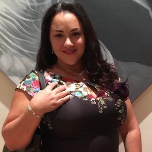 Meet your Posher, Dalia